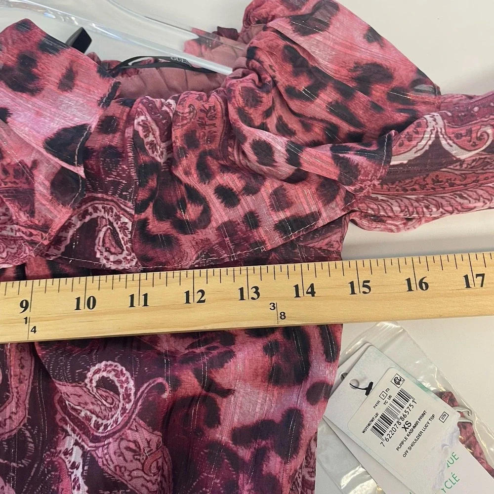 Guess Top Womens XS Lucy Ruffle Off Shoulder Blouse Paisly Animal Print Glam New
